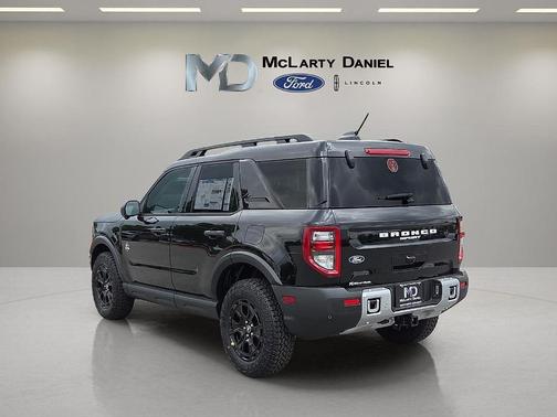 Shadow Black 2026 Ford Bronco Sport Outer Banks