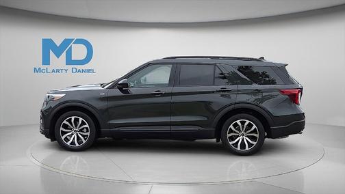 2024 Ford Explorer ST-Line