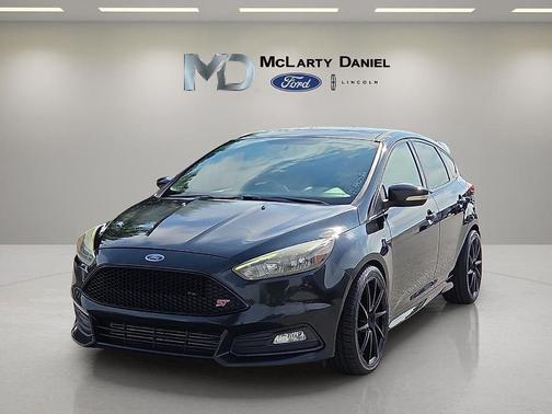Tuxedo Black 2015 Ford Focus ST Base