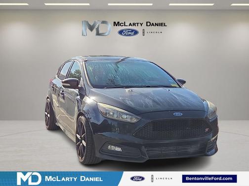 Tuxedo Black 2015 Ford Focus ST Base