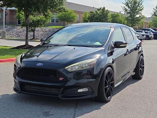 Tuxedo Black 2015 Ford Focus ST Base