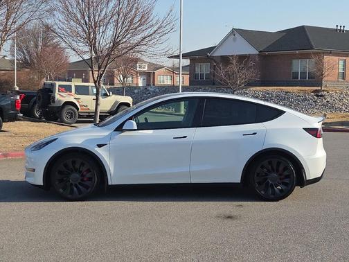 2022 Tesla Model Y Performance