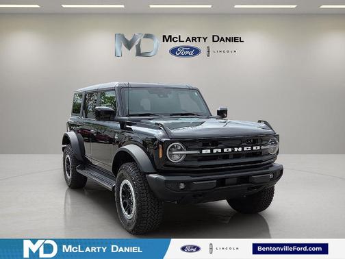 Shadow Black 2026 Ford Bronco Outer Banks