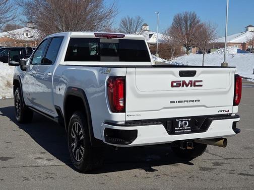 2023 GMC Sierra 2500 AT4