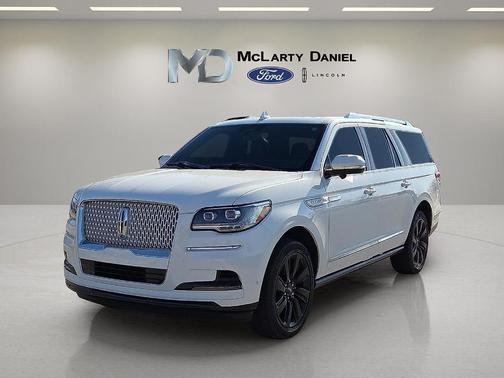2024 Lincoln Navigator L Reserve