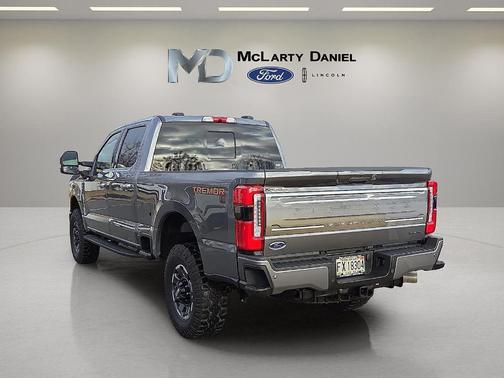 2024 Ford F-250 Platinum