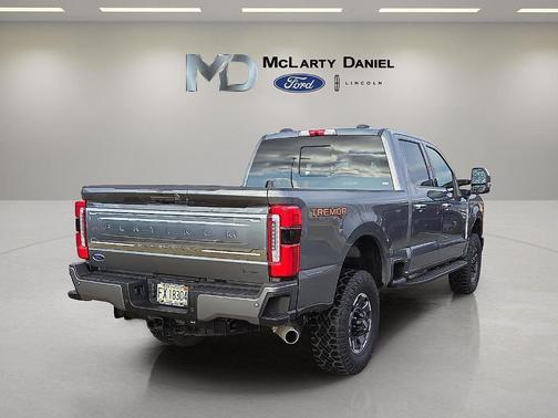 2024 Ford F-250 Platinum