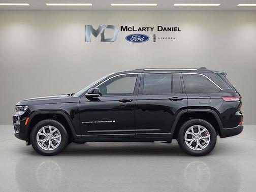 Diamond Black 2023 Jeep Grand Cherokee Limited