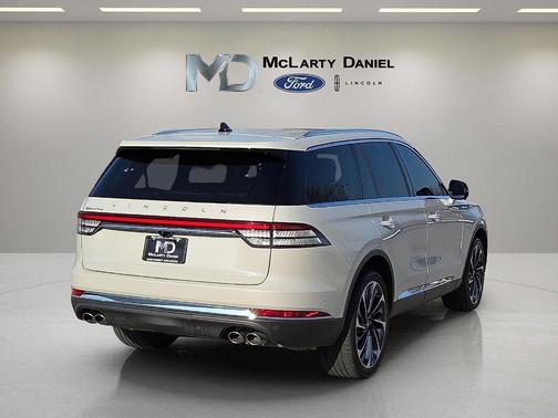 2023 Lincoln Aviator Reserve AWD