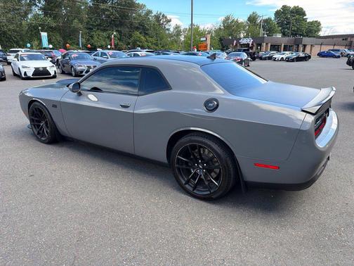 Destroyer Gray Clearcoat 2018 Dodge Challenger R/T 392