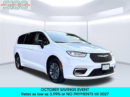 Bright White Clearcoat 2024 Chrysler Pacifica Hybrid Select