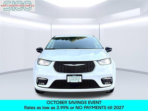 Bright White Clearcoat 2024 Chrysler Pacifica Hybrid Select