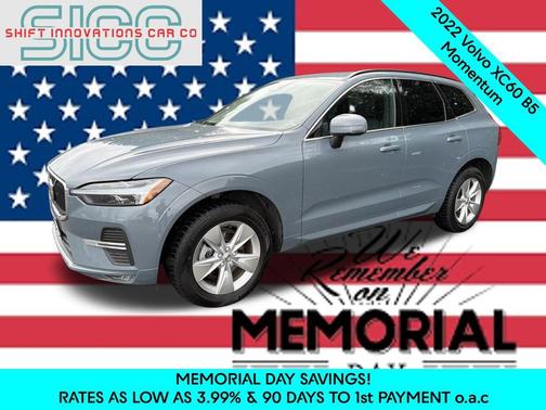 Gray 2022 Volvo XC60 B5 Momentum