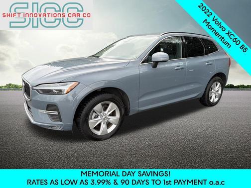 Gray 2022 Volvo XC60 B5 Momentum