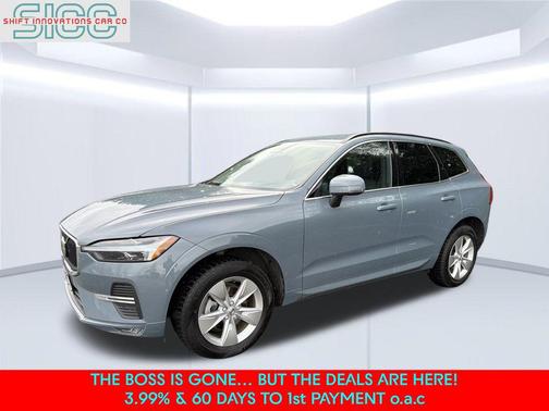 Gray 2022 Volvo XC60 B5 Momentum
