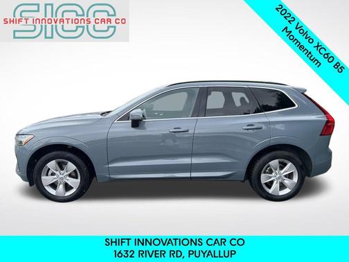 2022 Volvo XC60 B5 Momentum