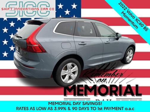 Gray 2022 Volvo XC60 B5 Momentum