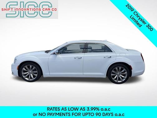 Bright White Clearcoat 2019 Chrysler 300 Limited
