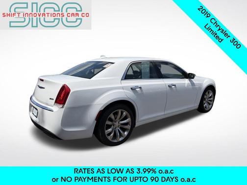 Bright White Clearcoat 2019 Chrysler 300 Limited