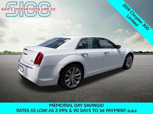 Bright White Clearcoat 2019 Chrysler 300 Limited