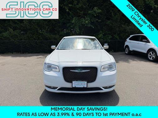 Bright White Clearcoat 2019 Chrysler 300 Limited