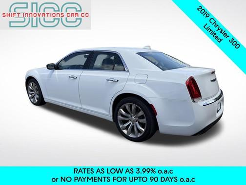 Bright White Clearcoat 2019 Chrysler 300 Limited