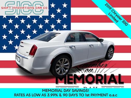 Bright White Clearcoat 2019 Chrysler 300 Limited