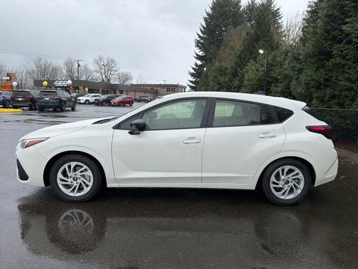 Crystal White Pearl 2024 Subaru Impreza Base