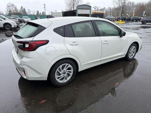 Crystal White Pearl 2024 Subaru Impreza Base