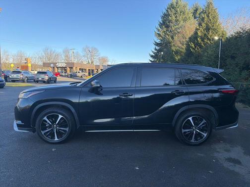 2021 Toyota Highlander XSE