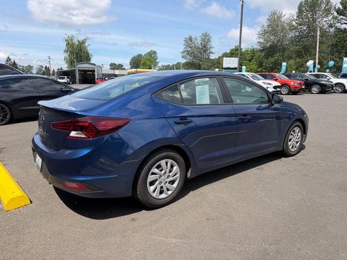 Lakeside Blue 2019 Hyundai ELANTRA SE