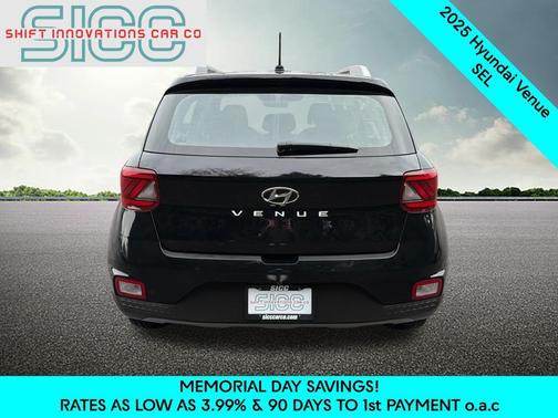 Onyx Black 2025 Hyundai VENUE SEL
