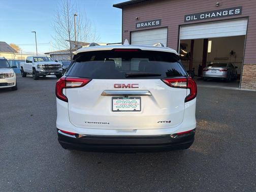 Summit White 2023 GMC Terrain AWD AT4