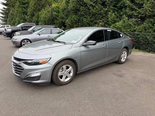 Sterling Gray Metallic 2024 Chevrolet Malibu 1LS
