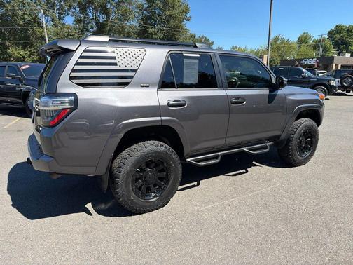 Magnetic Gray Metallic 2020 Toyota 4Runner SR5 Premium