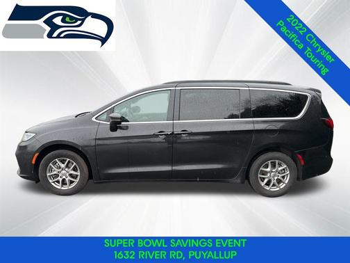 2022 Chrysler Pacifica Touring