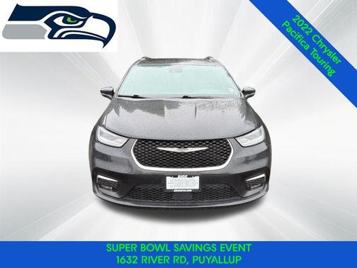 2022 Chrysler Pacifica Touring