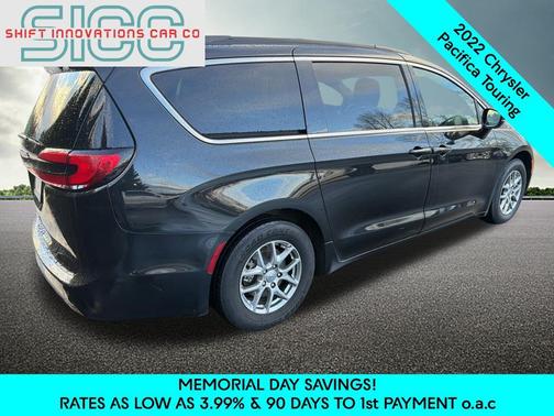 Brilliant Black Crystal Pearlcoat 2022 Chrysler Pacifica Touring