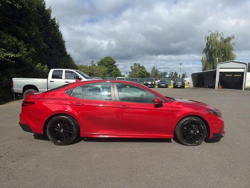 Supersonic Red 2025 Toyota Camry SE