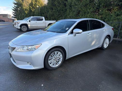 Silver Lining Metallic 2014 Lexus ES 350 Base
