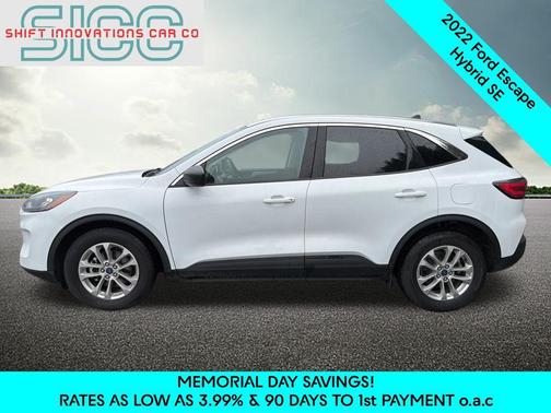 White 2022 Ford Escape SE