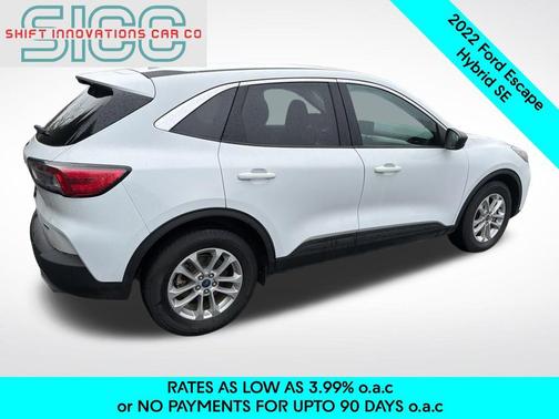 White 2022 Ford Escape SE