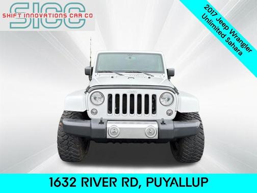 Bright White Clearcoat 2017 Jeep Wrangler Unlimited Sahara