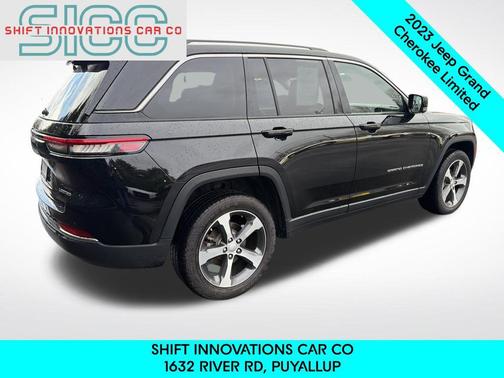 Diamond Black Crystal Pearlcoat 2023 Jeep Grand Cherokee Limited