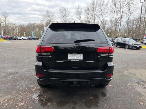 2021 Jeep Grand Cherokee Laredo