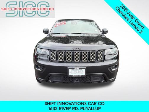 Diamond Black Crystal Pearlcoat 2021 Jeep Grand Cherokee Laredo
