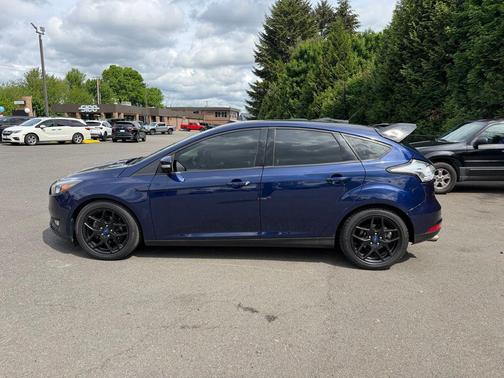 Kona Blue 2016 Ford Focus SE