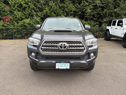Magnetic Gray Metallic 2017 Toyota Tacoma TRD Sport
