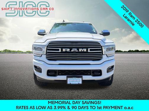 Bright White Clearcoat 2019 RAM 2500 Laramie Crew Cab 4x4 6'4' Box