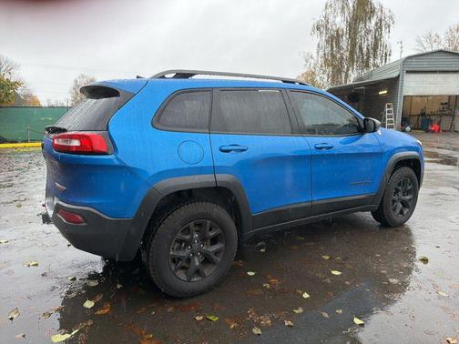 2018 Jeep Cherokee Trailhawk